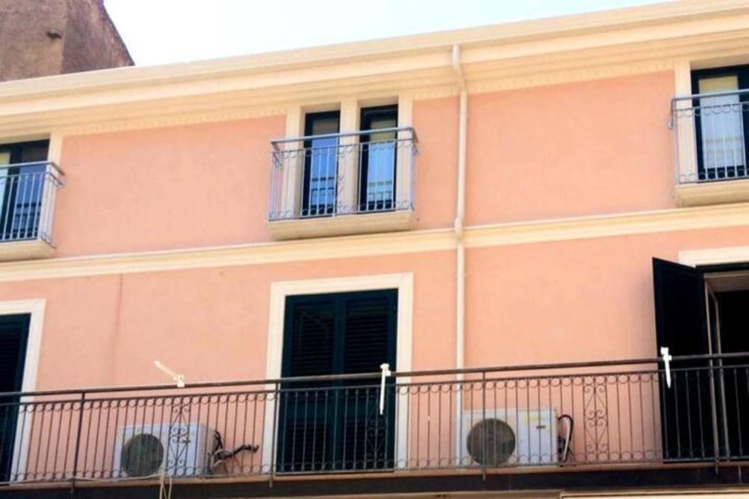 Uno Spettacolo Della Natura San Lucido Exterior foto